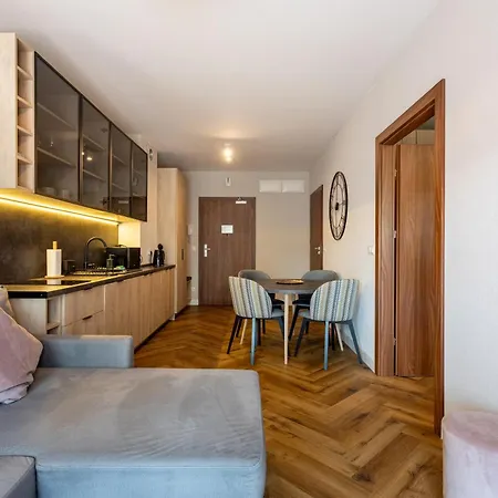 Park B6 Апартаменты *
