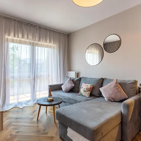 Apart-invest Park B6 *